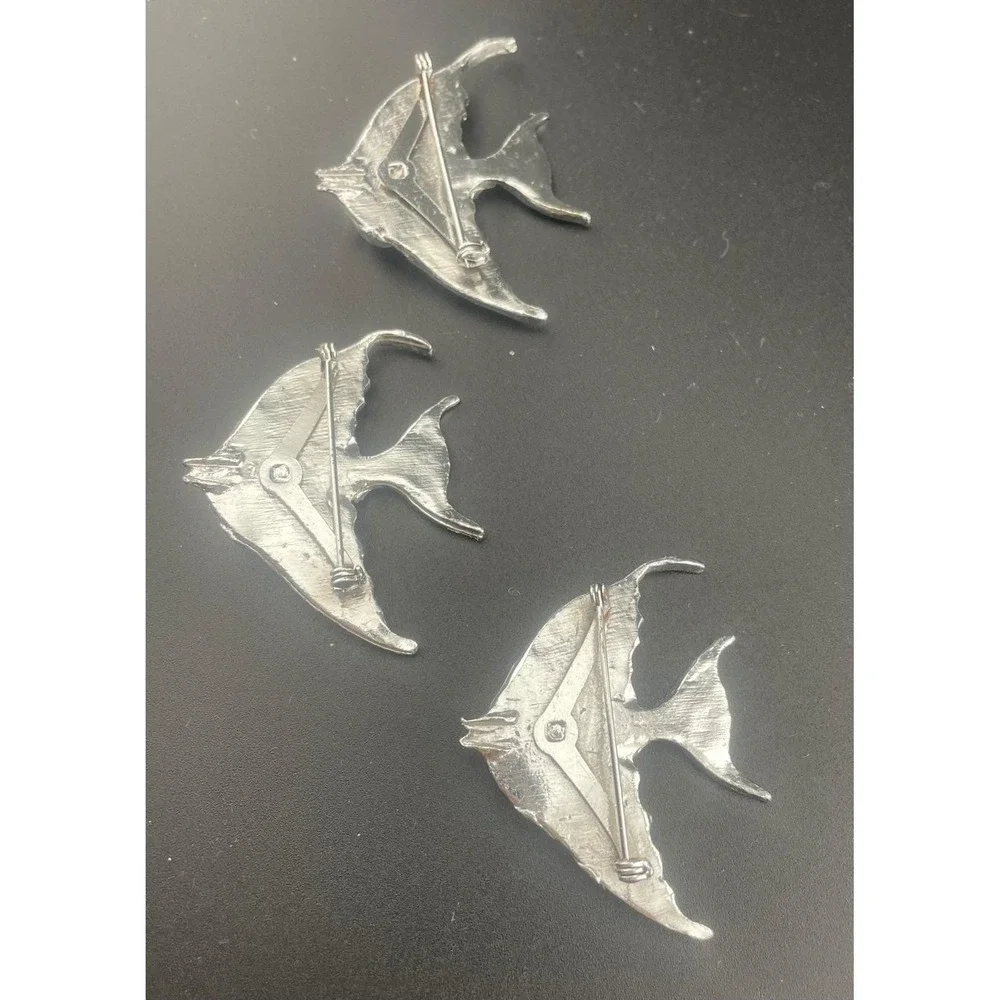 Lot of 9 Silver Tone‎ Fish Brooch Components Rainbow Art Glass Designer Ready